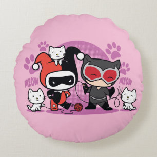 Chibi Harley Quinn en Chibi Catoman met katten Rond Kussen