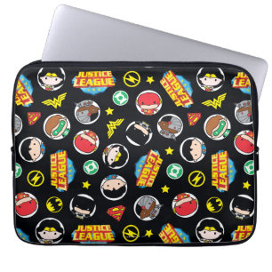 Chibi Justice League Heroes en Logos Pattern Laptop Sleeve