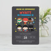 Chibi Justice League Schoolbord Verjaardagsuitnodi Kaart (Staand voorkant)