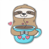 Chibi Sloth Coffee Lover – Schattigee Kawaii Sloth Sticker (Voorkant)
