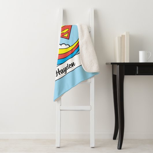 Chibi Supergirl Flying Rainbow Sherpa Deken (In situ)