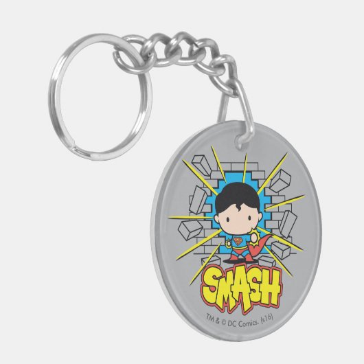Chibi Superman die door de Brick-muur smashing Sleutelhanger (Voorkant Links)