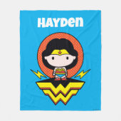 Chibi Wonder Vrouw met pooldots en Logo Fleece Deken (Voorkant)
