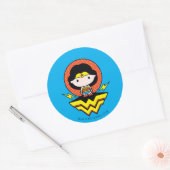 Chibi Wonder Vrouw met pooldots en Logo Ronde Sticker (Envelop)