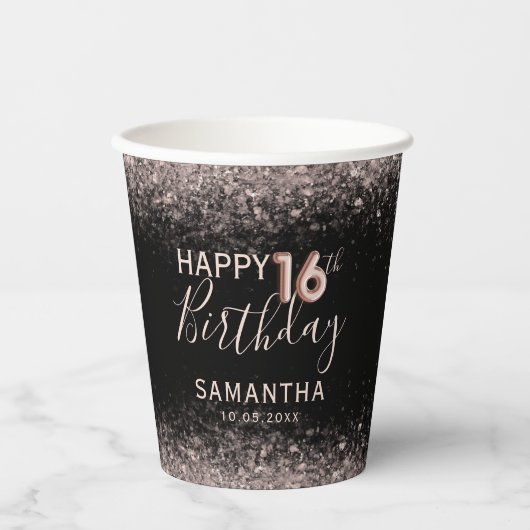 Chic 16e Verjaardag Zwart en Roos Goud Glitter Papieren Bekers (Voorkant)