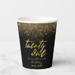 Chic 21st Birthday Black en Gold Glitter Papieren Bekers<br><div class="desc">Ontwerp van een zwarte en gouden verjaardagsfeestje. Met een verbluffende goudglitter en gouden verjaardagstekst op een zwarte achtergrond. Eenvoudig aan te passen en aan te passen aan elke gewenste leeftijd.</div>