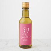 Chic 50 Fabulous Hot Pink Name 50th Birthday Wijn Etiket (Voorkant)