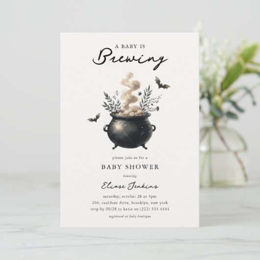 Chic 'a Baby is Brewing' Halloween Baby shower Kaart (Staand voorkant)