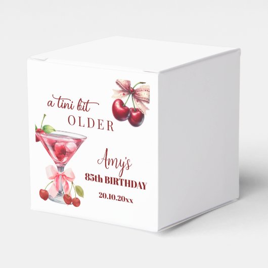 Chic A Tini Bit Older Cherry Martini 85th Birthday Bedankdoosjes (Voorkant Zijde)