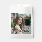 Chic Afstuderen met handgeschreven scriptpagina Bedankzakje (Voorkant)