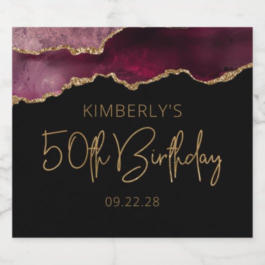 Chic Agate Geode Burgundy Gold 50th Birthday Party Sparkling Wijnetiket (Enkel label)