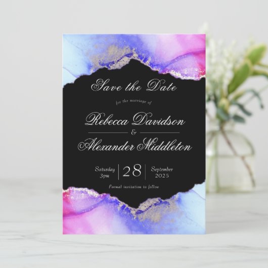 Chic Amethyst Paarse zwarte bruiloft Save The Date (Staand voorkant)