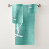Chic Aqua Borhed Metal White Monogram Bad Handdoek (Insitu)