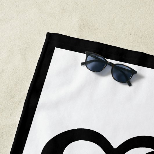 CHIC BEACH TOWEL_MR & MRS. STRANDLAKEN (In situ)