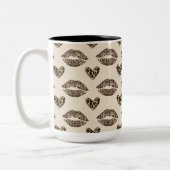 Chic Beige & Black cheetah print Tweekleurige Koffiemok (Links)