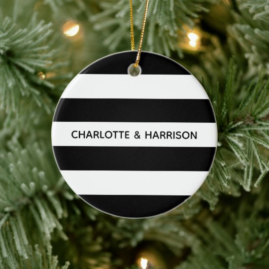 Chic black and white stripes custom name monogram keramisch ornament (Boom)