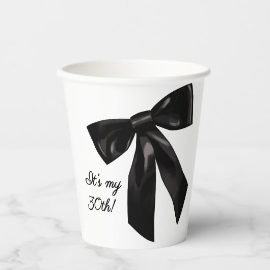 Chic Black Bow 30th Birthday Paper Cups Papieren Bekers (Voorkant)