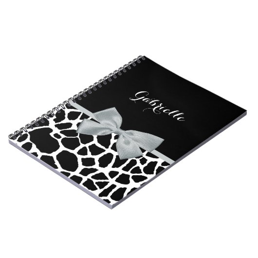 Chic Black en White Giraffe Print Silver Grey Bow Notitieboek (Linkerzijde)