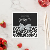 Chic Black en White Giraffe Print Silver Grey Bow Servet (Insitu)