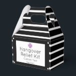 Chic Black en White Hangover Relief Kit Favor Box Bedankdoosjes<br><div class="desc">Perfect klassieke zwarte en witte aanzuigerhanger die de hulpuitrusting van de kast striped gunt doos is die aanpasbaar is.</div>