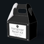 Chic Black en White Hangover Relief Kit Favor Box Bedankdoosjes<br><div class="desc">Perfect klassieke zwarte en witte hangover hulpuitrusting gunt doos die aanpasbaar is.</div>