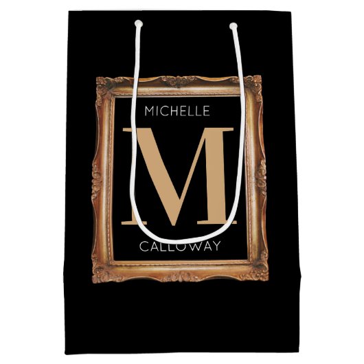 Chic Black & Gold Monogram Medium Cadeauzakje (Achterkant)