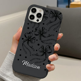 chic black  light grey coquette bows monogram  iPhone 16 hoesje