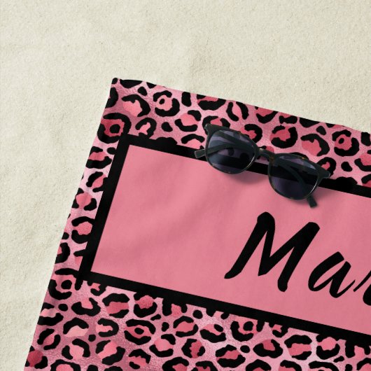 Chic Black Pink Gold Leopard op maat Strandlaken (In situ)