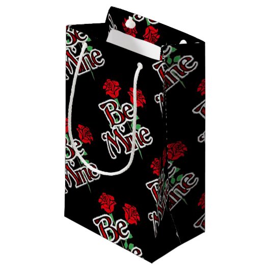 Chic Black Red Rose Be Mine Klein Cadeauzakje (Voorkant Gekanteld)