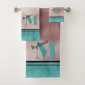 Chic Blauwgroen geborsteld metaal Monogrammed Eleg Bad Handdoek (Insitu)