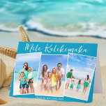 Chic Blue Beach Photo Collage Familie Kerstmis Feestdagen Kaart<br><div class="desc">Chic blauw aanpasbare strand familie foto collage kerstkaart met uw favoriete tropische foto's in de zon. Voeg 3 van je favoriete verticale foto herinneringen toe van je eilandvakantie naar de kust. Prachtige horizontale kustvakantie gevouwen kaarten met een strakke,  moderne foto-indeling en  wit script.</div>