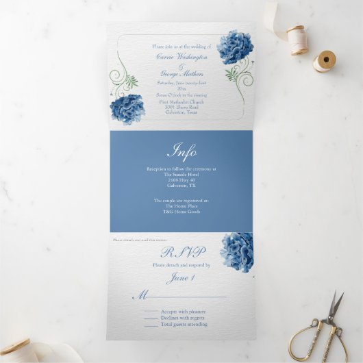 Chic Blue Hydrangea bruiloft drievoudige uitnodigi Drieluik Uitnodiging (Binnen)