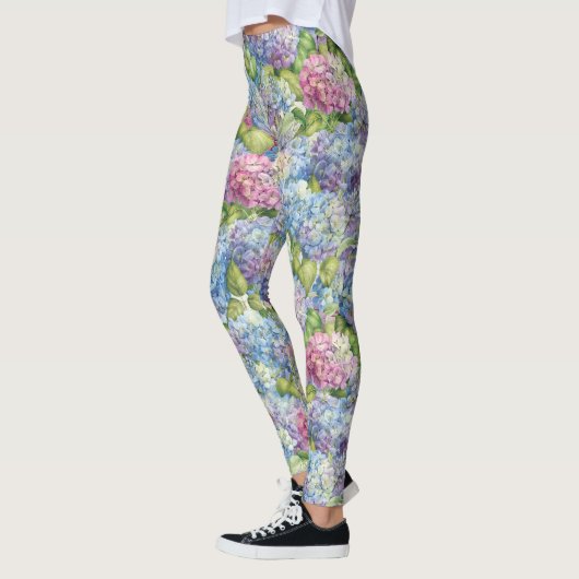 Chic Blue Lavender Hydrangea Floral Pattern Leggings (Links)