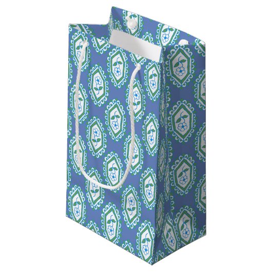 Chic Blue Periwinkle Floral Pattern Klein Cadeauzakje (Voorkant Gekanteld)
