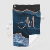 Chic Blue Roos Gold Agate Glitter Custom Monogram Golfhanddoek (Insitu)