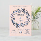 Chic Blush en Navy Botanical Wreath Wedding Kaart (Staand voorkant)