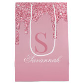 Chic Blush Pink Glitter Drips Sparkle Monogram Medium Cadeauzakje (Achterkant)