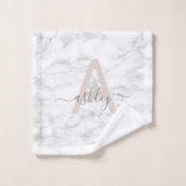 Chic Blush Pink White Marble Script Name Monogram Bad Handdoek (Wasdoekje)