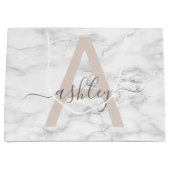 Chic Blush Pink White Marble Script Name Monogram Groot Cadeauzakje (Voorkant)
