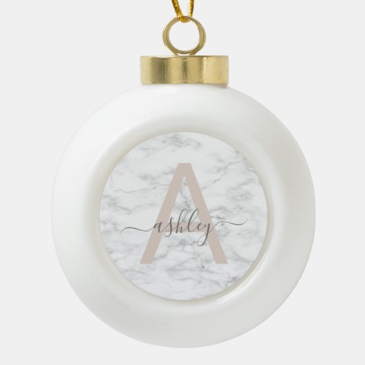 Chic Blush Pink White Marble Script Name Monogram Keramische Bal Ornament (Voorkant)