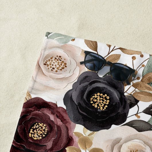 Chic Bourgogne Cream Floral Strandlaken (In situ)