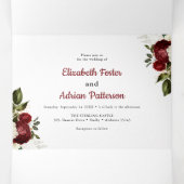 Chic Bourgondië & Witte Bloemen Elegante Huwelijk Drieluik Uitnodiging (Binnenkant midden)