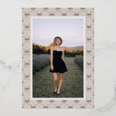 Chic Bow Modern Typography Photo Graduation Gold Folie Uitnodiging (Achterkant)