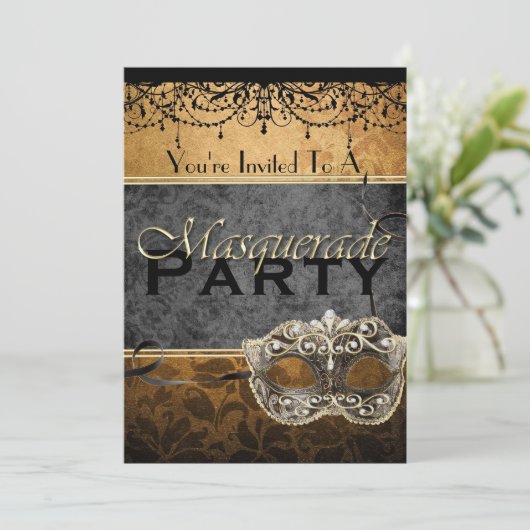 Chic  Brown Masquerade-uitnodigingen Kaart (Staand voorkant)