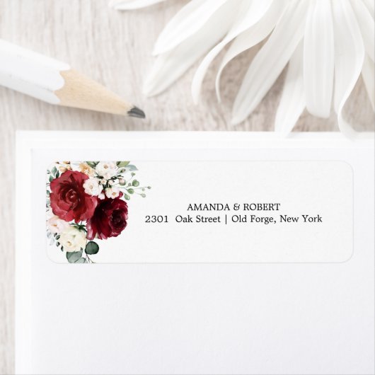 Chic Burgundy Floral Wedding Invitation Etiket (Insitu)