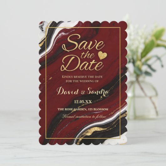 Chic Burgundy Gold Agate Marble Modern Wedding Save The Date (Staand voorkant)