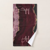 Chic Burgundy Gold Glitter Agate Custom Monogram Bad Handdoek (Handdoek)