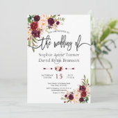 Chic Burgundy Marsala Floral Handwriting Wedding Kaart (Staand voorkant)