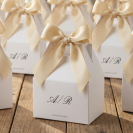 Chic CalligraphyMonogram Wedding Guest Favor Boxes Bedankdoosjes