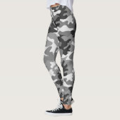 Chic Camouflage Khaki Pattern-Leggings Leggings (Links)